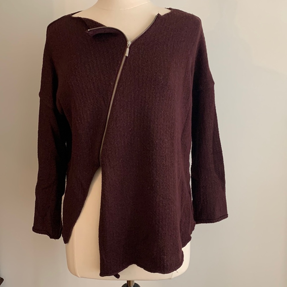 🇮🇹Made in Rome Purple Asymmetrical Zip Sweater. M